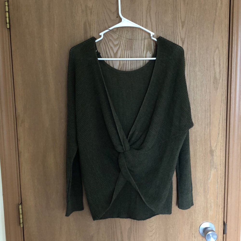 Green Knitted Sweater☺️